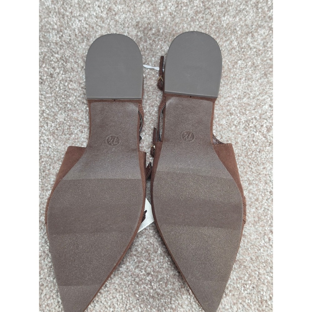 A New Day Brown Twiggy Buckle Strap Pointed Toe Slingback Flats Memory Foam 7.5 - Picture 6 of 6